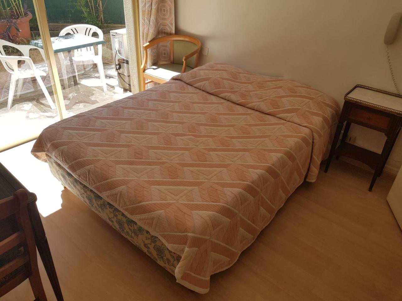 Hotel La Cle Du Sud Ле Кане Екстериор снимка